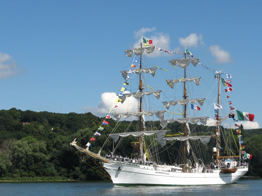 L&rsquo;Armada